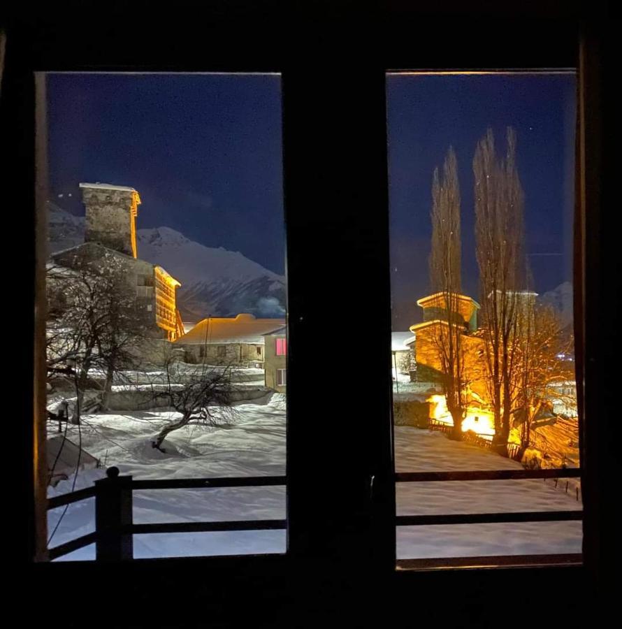 Roza'S Guest House Mestia Exterior foto